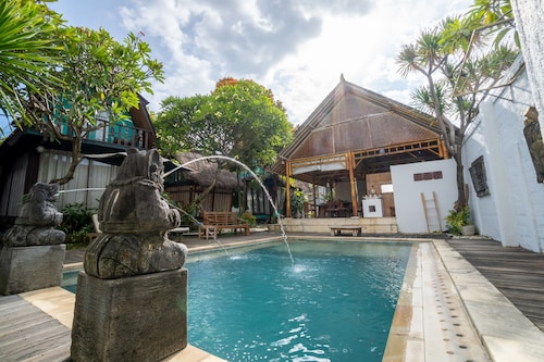 Cozy 2-Bedroom Lumbung Cabin in Sanur, Bali