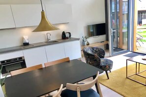微波爐、焗爐、爐具、廚房用具/餐具/器皿