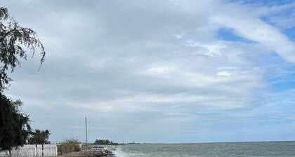 Cozy Beachside Retreat in Puek Tian, Thailand