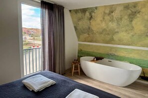2 bedrooms, free WiFi - Cozy 4-person lodge in tiny house style. (Zoutelande)