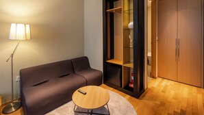 Tremannsrom – deluxe | Oppholdsområde
