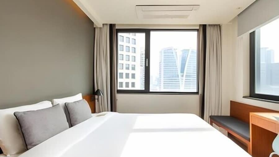 SEOUL HOTEL SHINSHIN