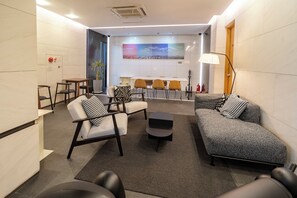 Lounge - SEOUL HOTEL SHINSHIN (Seoul)