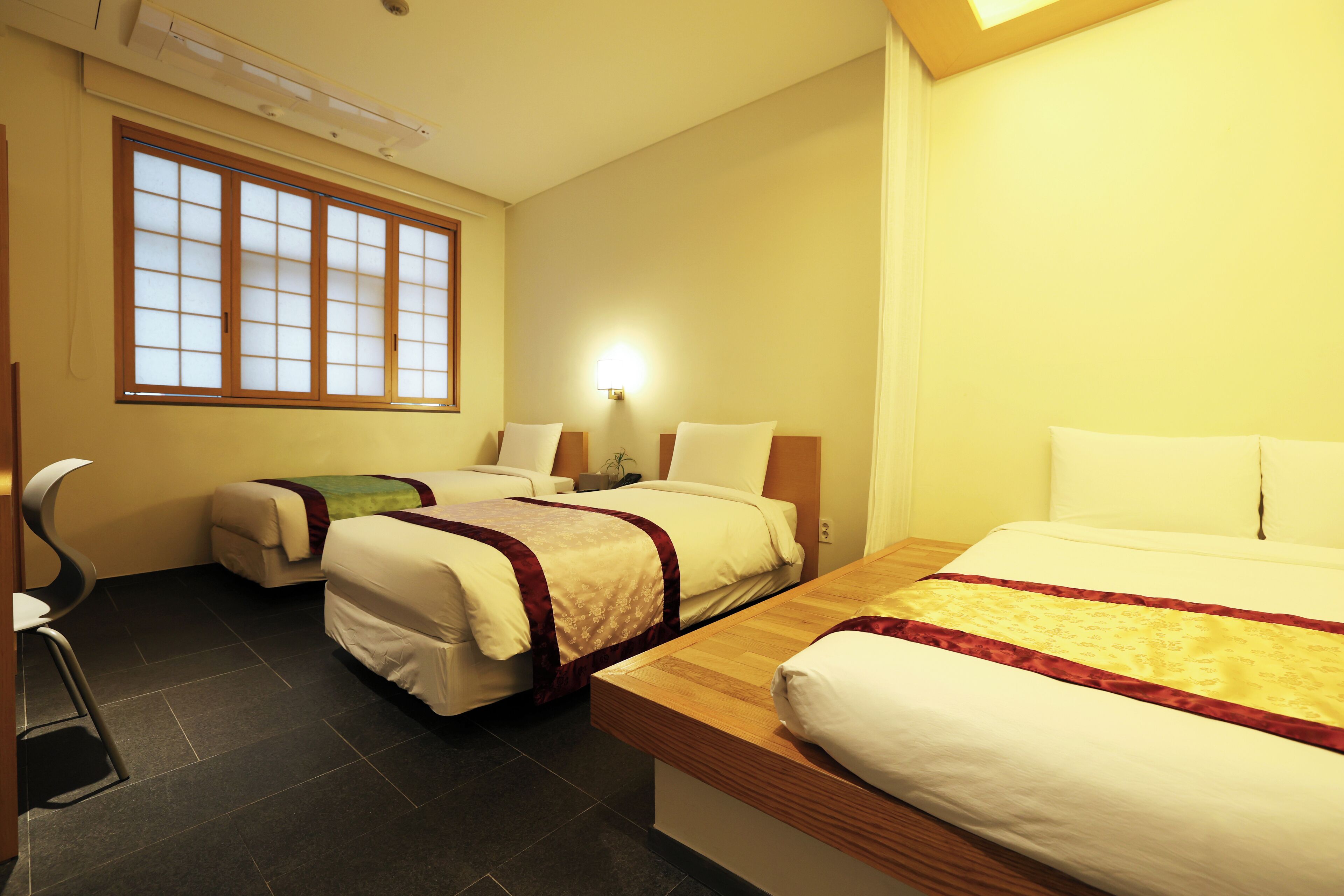 Korean Style Quadruple Room | In-room safe, desk, blackout drapes, soundproofing