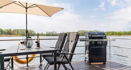 Casa flotante Havel Serenity