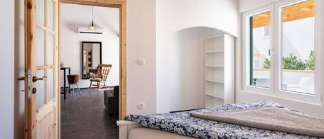 Fer et planche Ă repasser, Wi-Fi gratuit