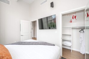 Apartment, Berbilang Katil, Kitchen, City View (The 333 Suites 303) | 2 bilik tidur, dihias secara berasingan