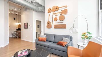 Apartment, Multiple Beds, Kitchen, City View (The 333 Suites 303) | Living area