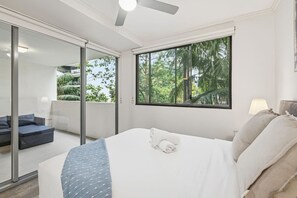 2 عدّة غرف نوم ومكتب ومكواة/لوح كي وواي فاي