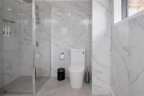 Hair dryer - Modern Private Retreat | Perfect for Solo Traveler (MacGregor)