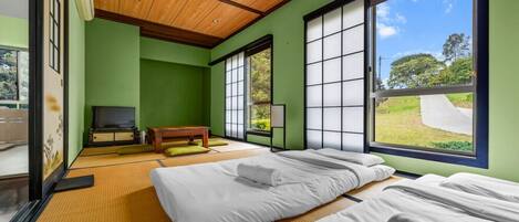 6 chambres, bureau, fer et planche Ă repasser, Wi-Fi