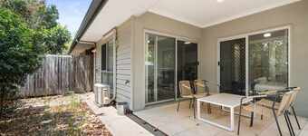 Charming 2BR Home in Serene Mount Warren Park