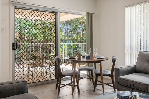 Charming 2BR Home in Serene Mount Warren Park