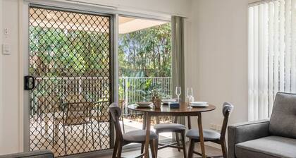 Charming 2BR Home in Serene Mount Warren Park