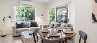 Cozy 2BR Retreat in Peaceful Mount Warren Park