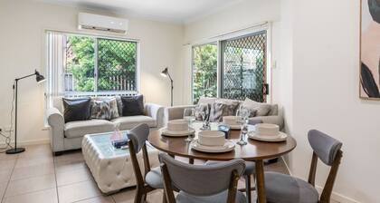 Cozy 2BR Retreat in Peaceful Mount Warren Park