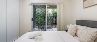 Cozy 2BR Retreat in Peaceful Mount Warren Park