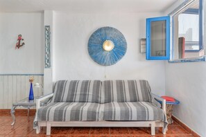 Living area - Unit 2 at "Ventanas de Lanzarote" with Shared Terrace, Sea Views & Wi-Fi (Yaiza)