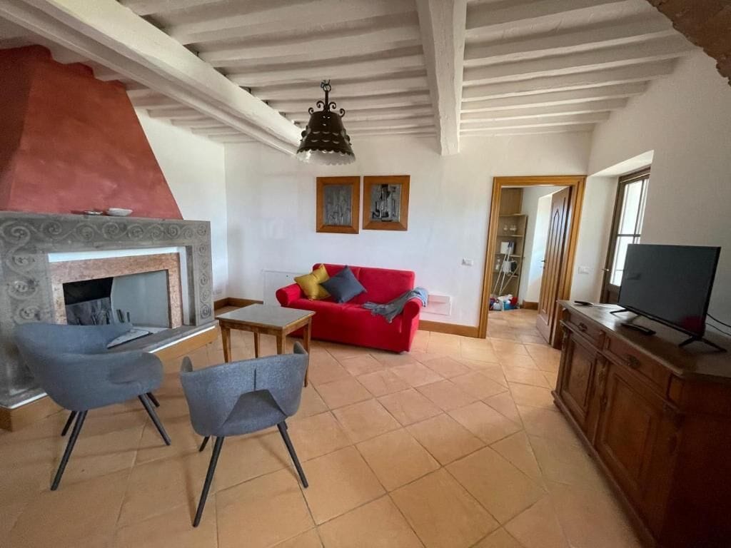 Comfort Apartment, Hill View | Blackout drapes, iron/ironing board, free WiFi, wheelchair access