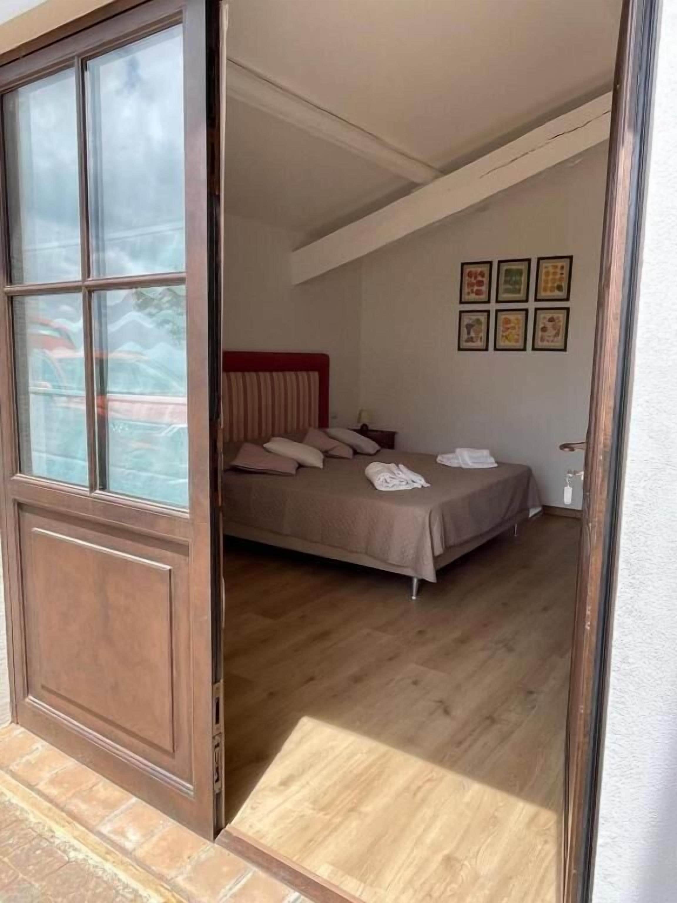 Comfort Double Room, Valley View | Blackout drapes, iron/ironing board, free WiFi, wheelchair access