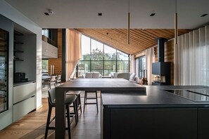 Dining - Cranberry C30 by Aavalevi (Levi)