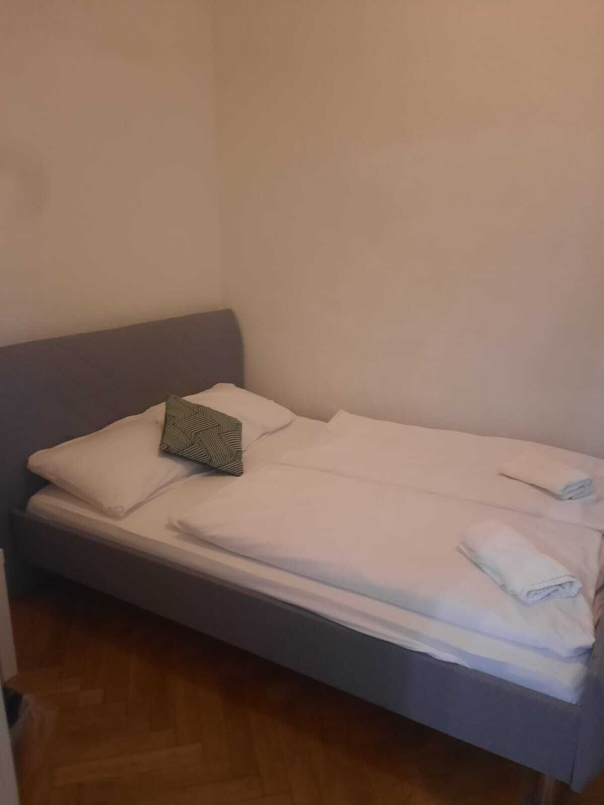 Basic Apartment | Iron/ironing board, free WiFi