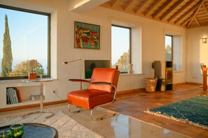 Interior - Holiday Home Pabellón de Miramar with Sea View, Garden & Wi-Fi (Puntagorda)