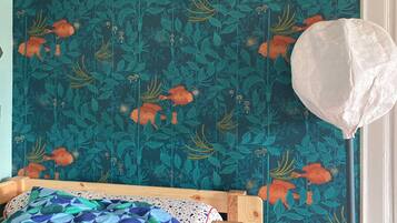 5 間睡房、熨斗/熨衫板、上網、床單