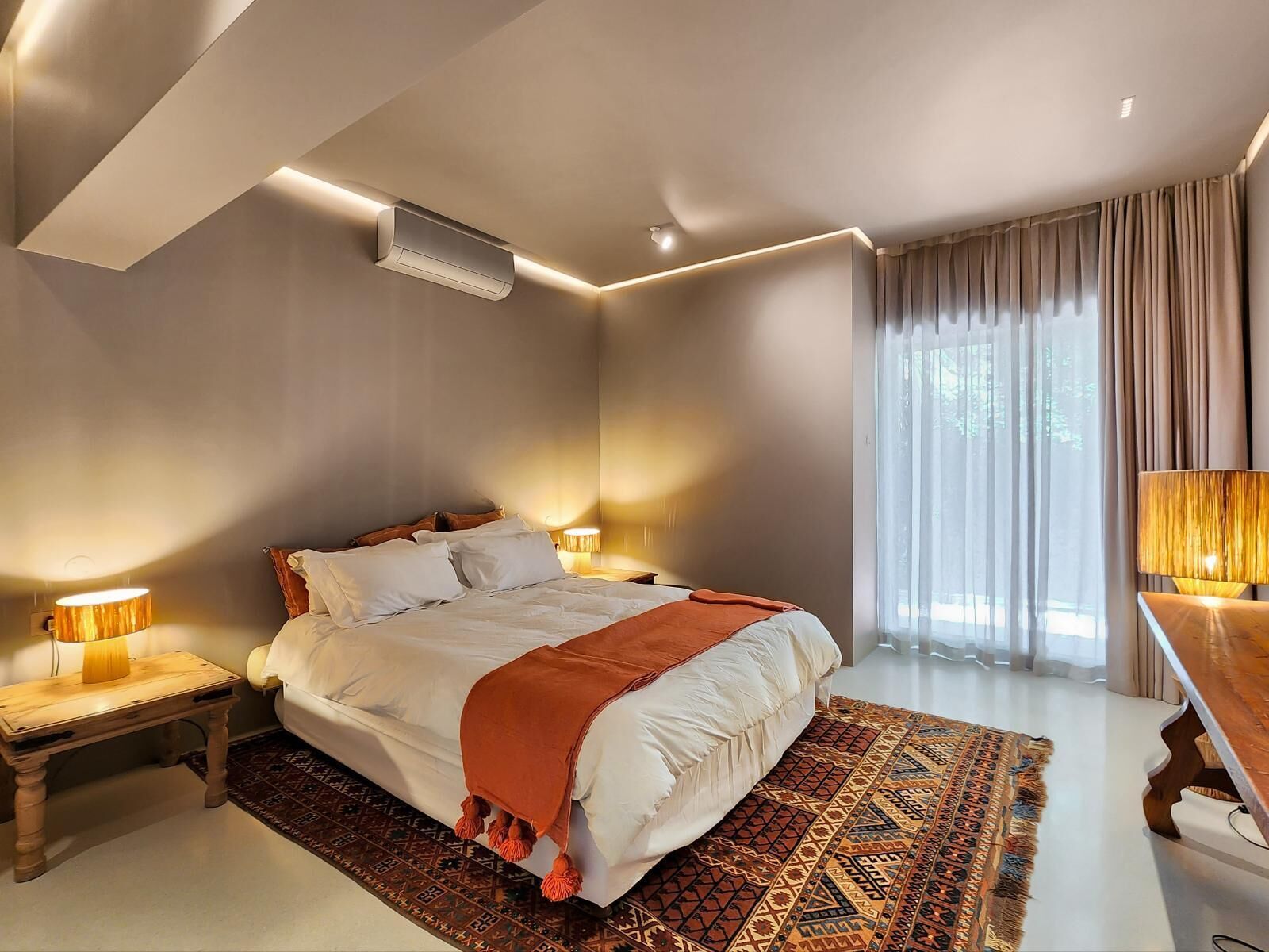 Premium Suite | Free WiFi