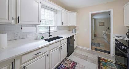 Kennesaw Komfort, Home for 8