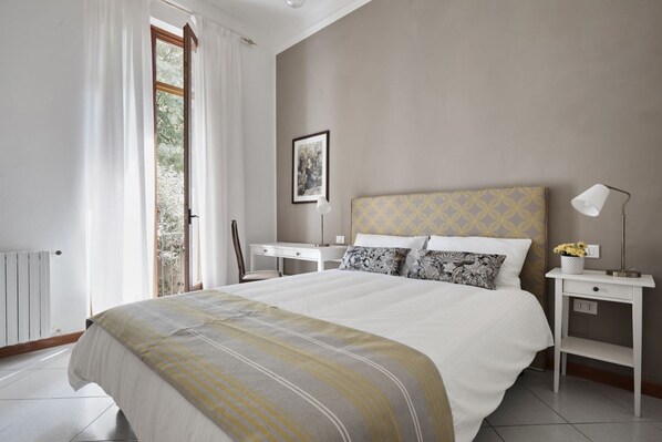 1 bedroom, iron/ironing board