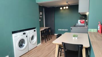 Mini-fridge, microwave, stovetop, dishwasher