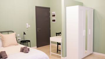 Superior Double Room, Balcony | Desk, laptop workspace, blackout curtains, free WiFi