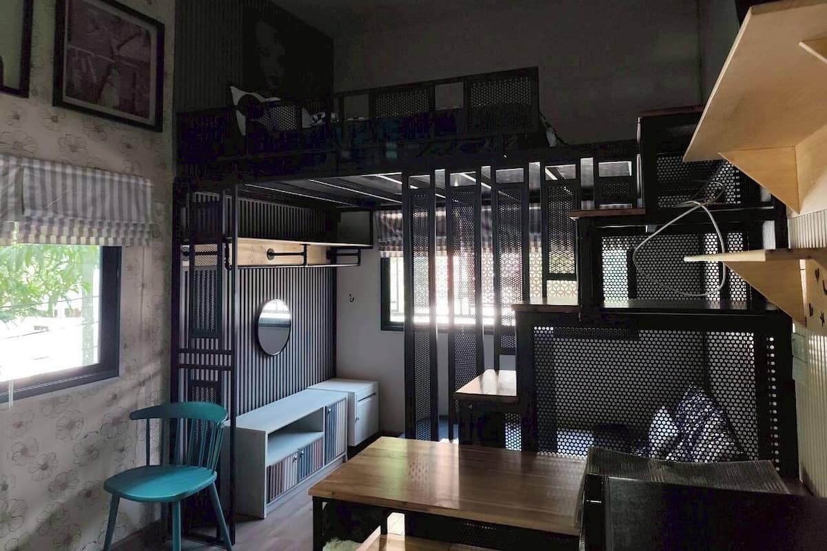 Deluxe Room | Individually decorated, desk, laptop workspace, free WiFi