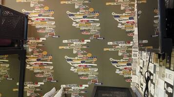 Deluxe Studio | Individually decorated, desk, laptop workspace, free WiFi