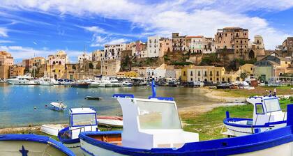 Villa Romy with pool and garden - My Rental Homes