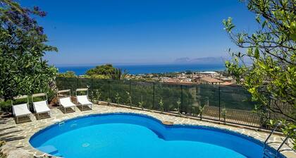 Villa Jamie with swimming pool - My Rental Homes