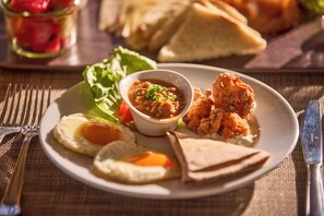 Desayuno buffet incluido todos los días