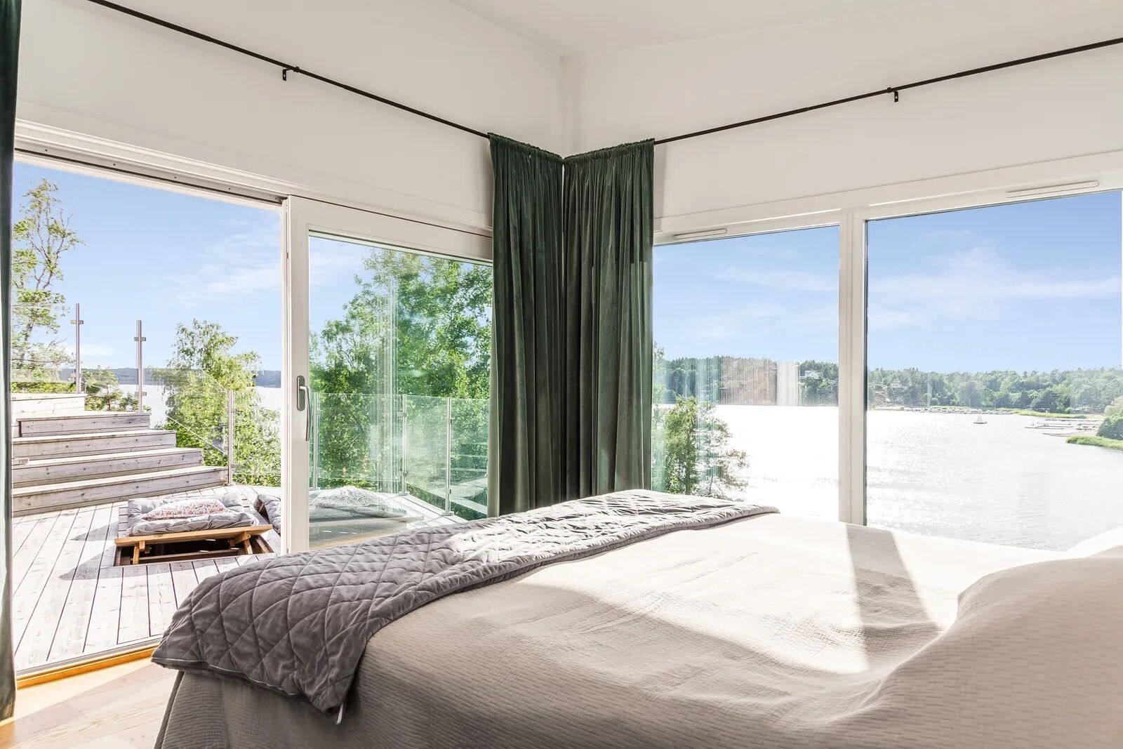 5 chambres, fer et planche à repasser, accès Internet, draps fournis