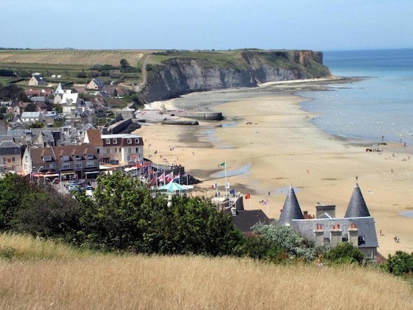 On the beach - Le Phoenix 449 : sea view, 2 bedrooms (Arromanches-les-Bains)