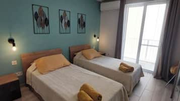 Apartment, 3 Schlafzimmer, Klimaanlage, am Strand | Bügeleisen/Bügelbrett