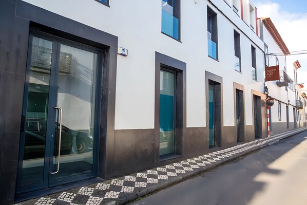 واجهة المنشأة