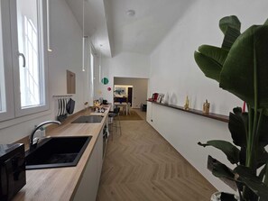 Microwave, oven, stovetop, dishwasher