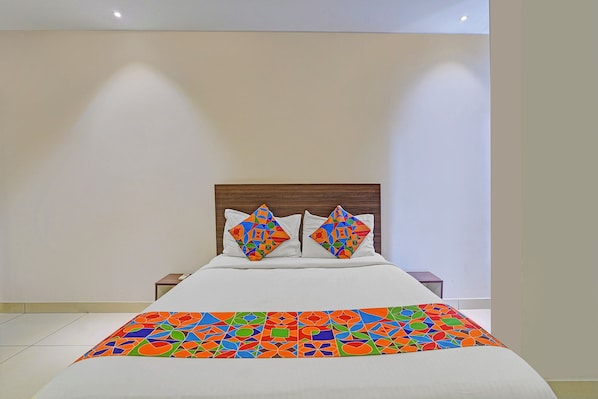 Egyptian cotton sheets, premium bedding, in-room safe, free WiFi