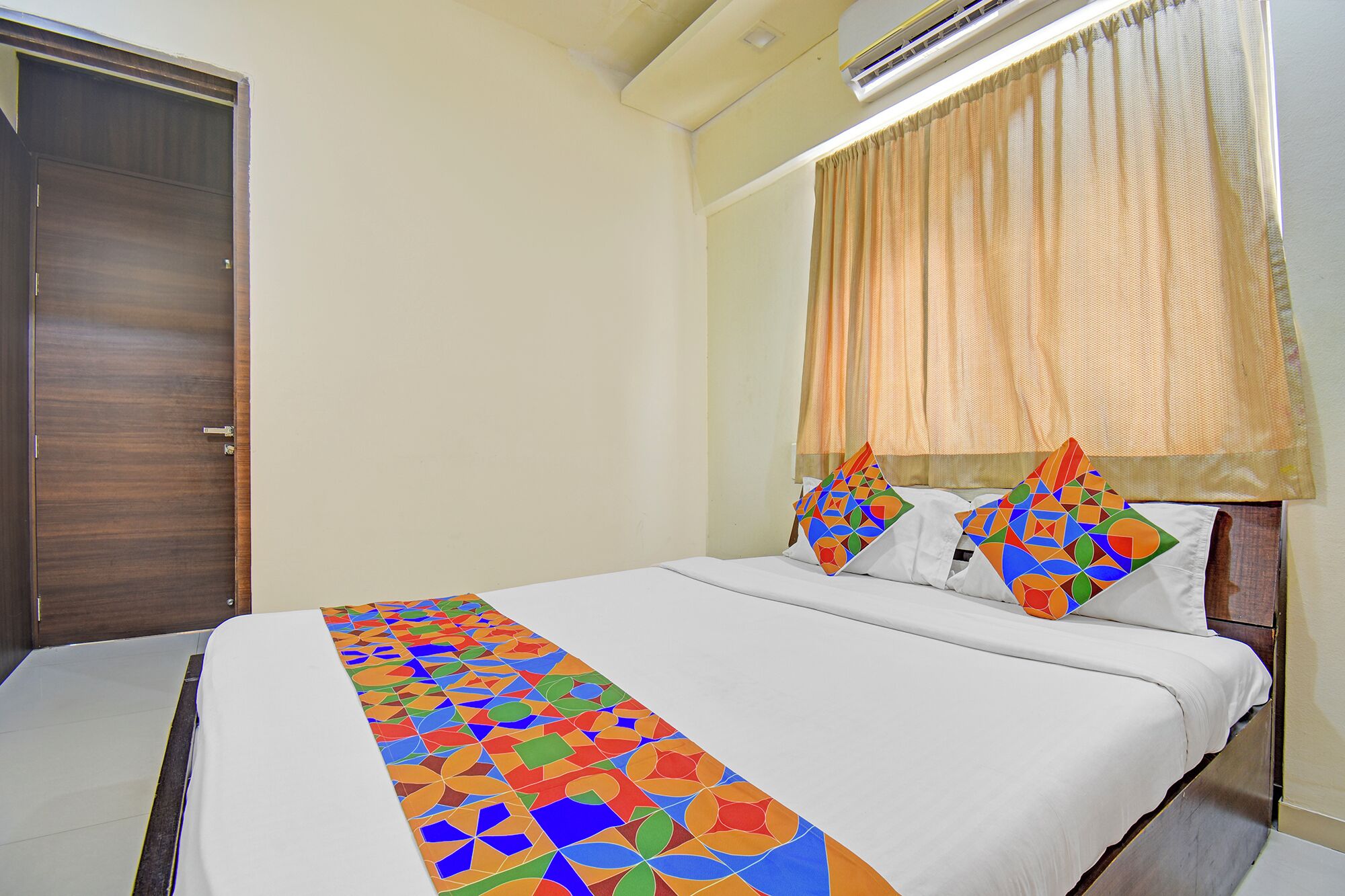 Sengetøy i egyptisk bomull, sengetøy av topp kvalitet og safe på rommet