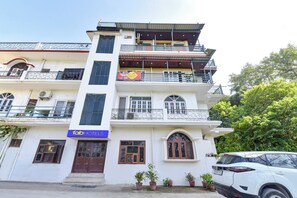 Exterior - Fabhotel Doon Classic Homestay (Dehradun)