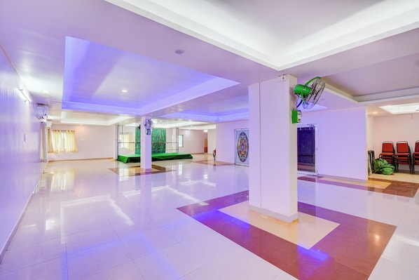 Banquet hall - Fabhotel Pushpa Grand (Hyderabad)