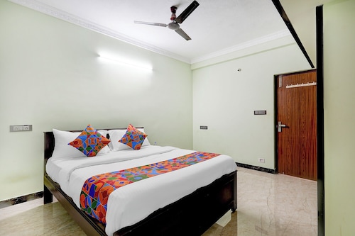 Fabhotel Thillai Residency