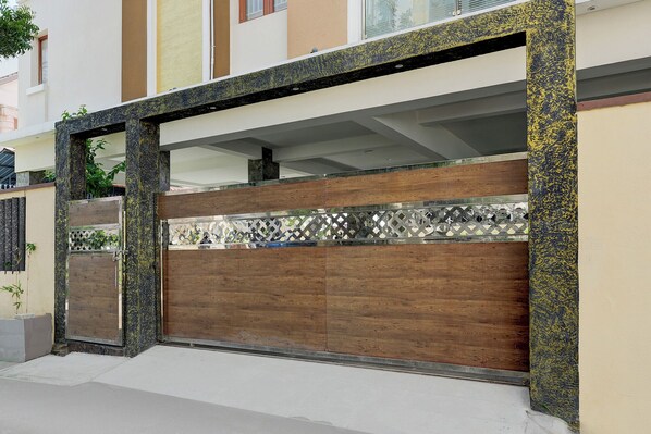 Overnatningsstedets indgangsparti