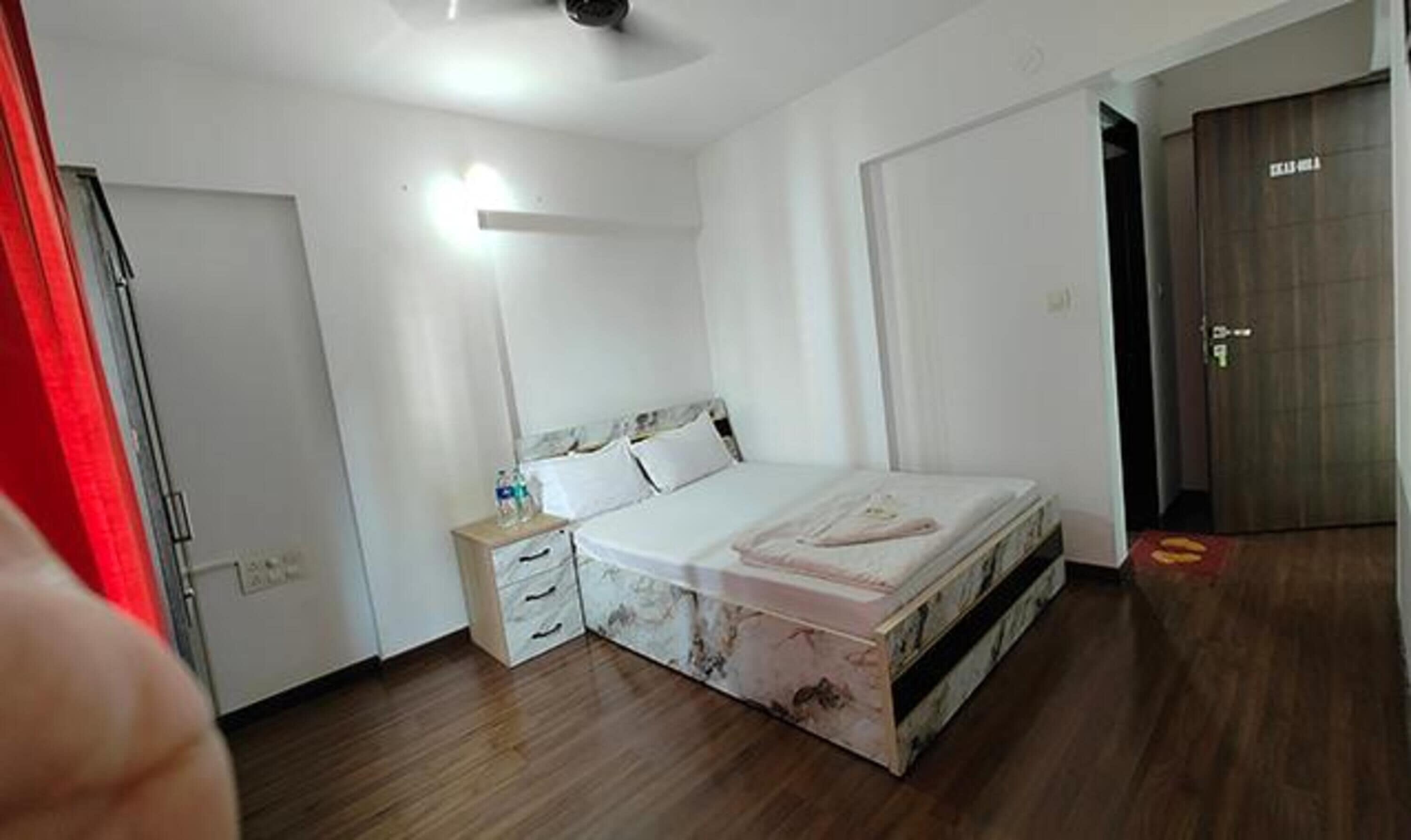 Deluxe Room | Egyptian cotton sheets, premium bedding, in-room safe, free WiFi